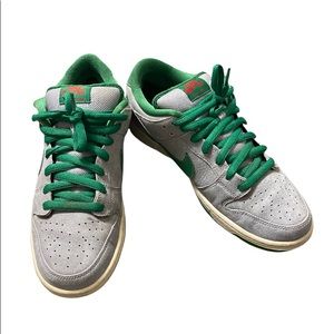 Nike SB Dunk Low Premium Medusa 2011 Silver Green Red- SIZE 10 MENS
